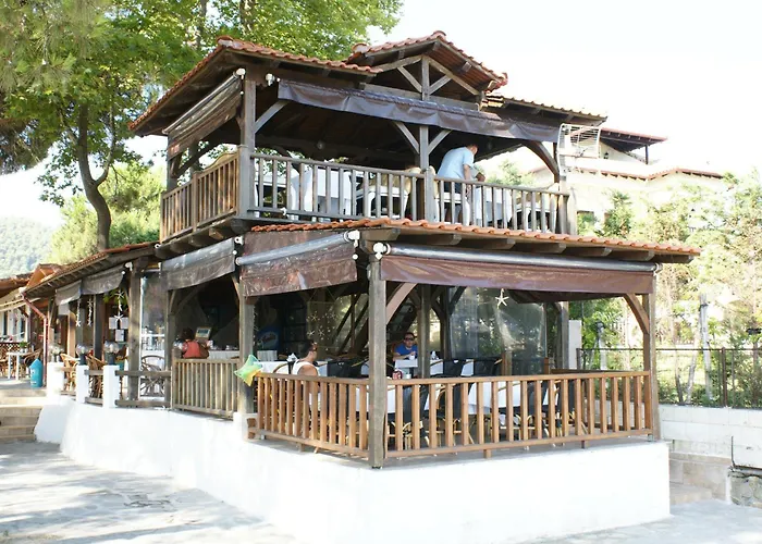 Haus Platanos Apartments & Bungalows By The Sea