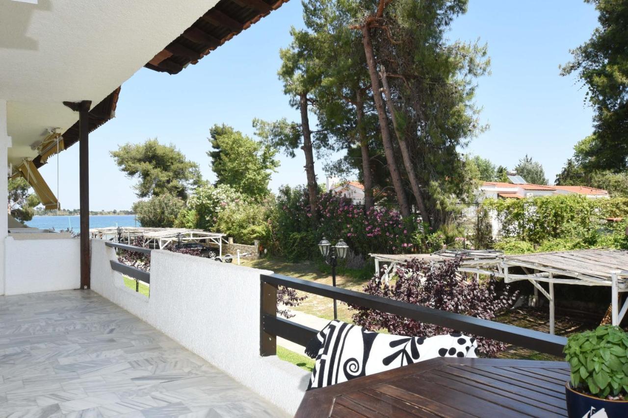 Haus Platanos & By The Sea Apartment
