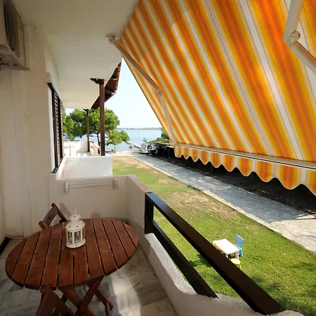 Haus Platanos Apartments & Bungalows By The Sea Vourvourou Exterior photo