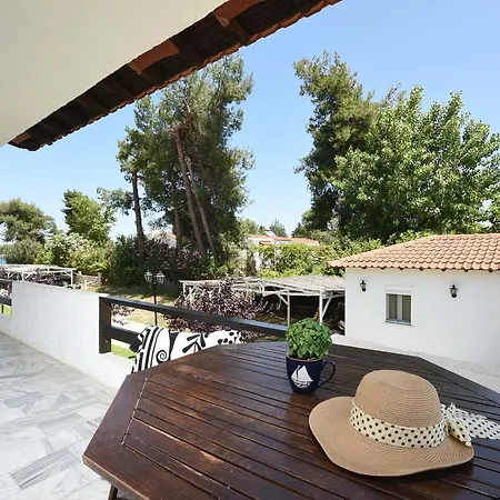 Haus Platanos Apartments & Bungalows By The Sea Vourvourou Exterior photo